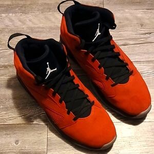 🔴⚫️ Red and black Jordan Lift Off size 14 🔴⚫️